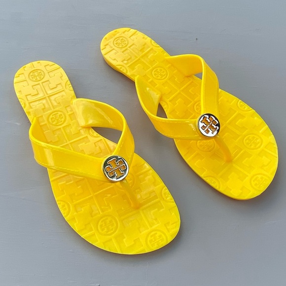 COPY - Tory Burch flip flops size 6 - Picture 1 of 5